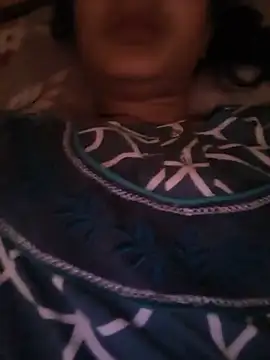 Hot_Mahira69's Live Chat Room