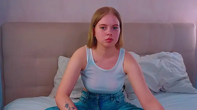 RebeccaCruz Adlı Modelin Canlı Sohbet Odası
