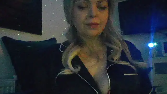 Chat ao vivo de BellaaKiss