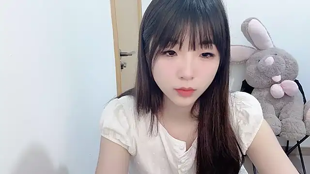 Živá chatovací místnost Louise-3