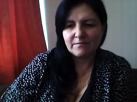 KettyKissa777 Adlı Modelin Canlı Sohbet Odası