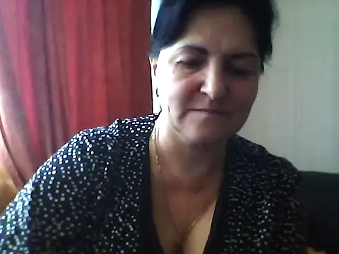 غرفة دردشة KettyKissa777 المباشرة