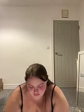 Chat soba uživo modela LillyMaexx