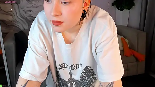 Kylie-Voss Adlı Modelin Canlı Sohbet Odası