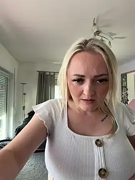Sala de chat en directo de Alex-Blond