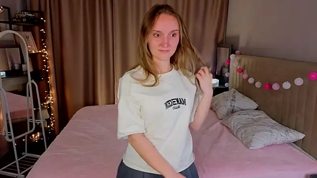 JenevaLitalien Live Chatraum