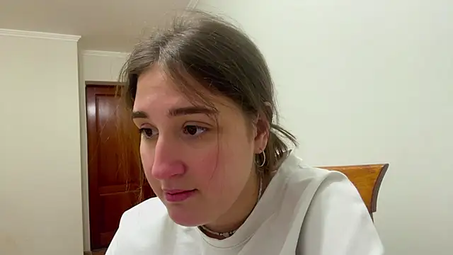 Chat ao vivo de AnnaMaccoil