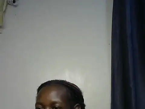 Slim_dolly Cameră chat live