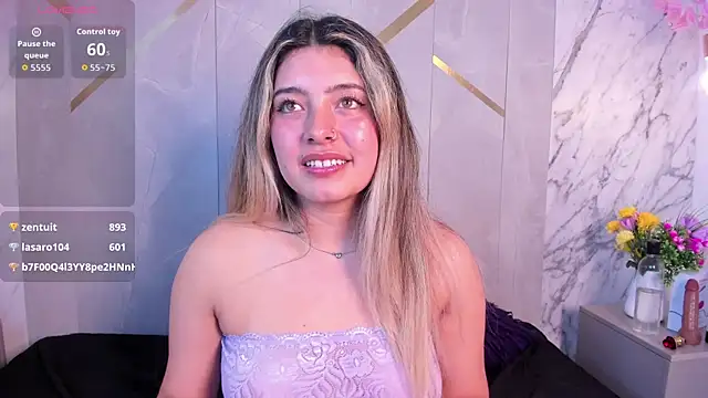 ChloeBelle_: онлайн-чат