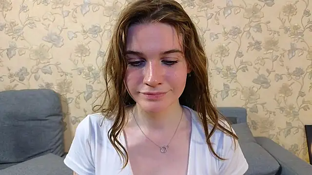 VerhiniaMaua Live chatroom