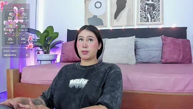 Allison_Peach's Live Chat Room