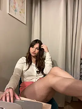 חדר צ'אט בשידור חי של Reilbellll