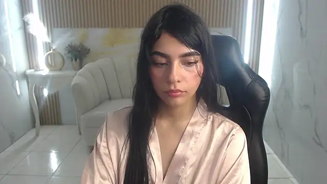 Živá chatovací místnost Emilly_s