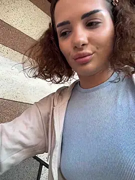 chloenyx Adlı Modelin Canlı Sohbet Odası
