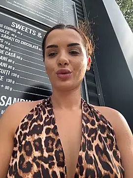 chloenyx Adlı Modelin Canlı Sohbet Odası