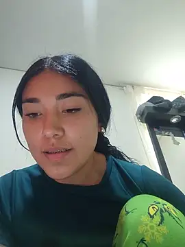 Amber-gold's Live Chat Room