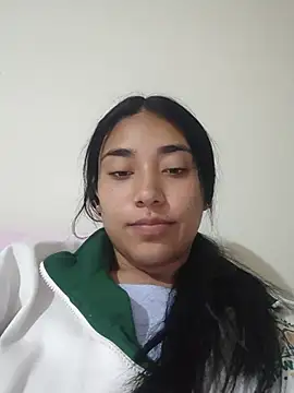 غرفة دردشة Kayle_Aurora المباشرة