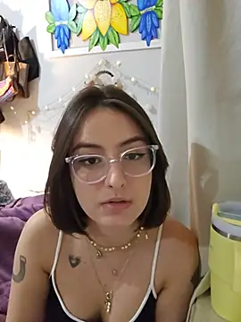 Juh_castro Adlı Modelin Canlı Seks Kamerası Şovu