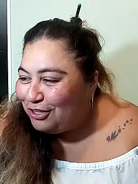 Chat ao vivo de Curvy-Diva-