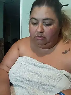 Curvy-Diva- – live chatrum