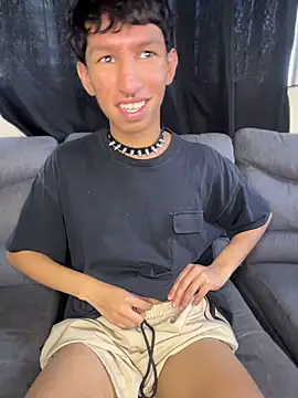 Noah-fire – live sex-cam-show