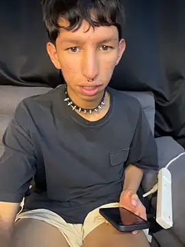 Noah-fire Live Sex Cam-Show