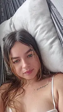 Phòng Chat Trực Tiếp Niky_Bloom