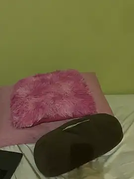 Shalimar1_ – Naživo chatovacia miestnosť