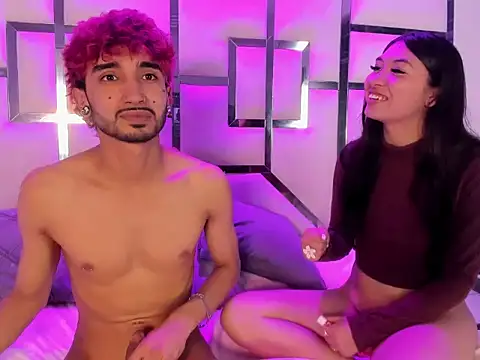 Ethan_and_arisのライブチャットルーム