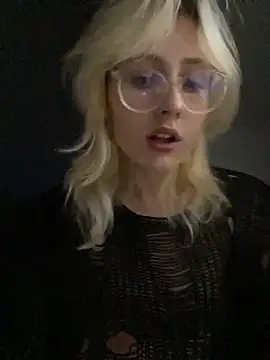 xp_blondie Adlı Modelin Canlı Sohbet Odası