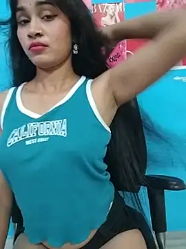 Sala de chat en directo de Naughty_Kiara_