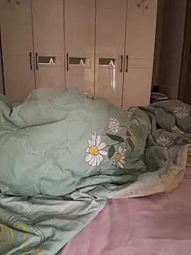 Chat soba uživo modela 77-77-byby