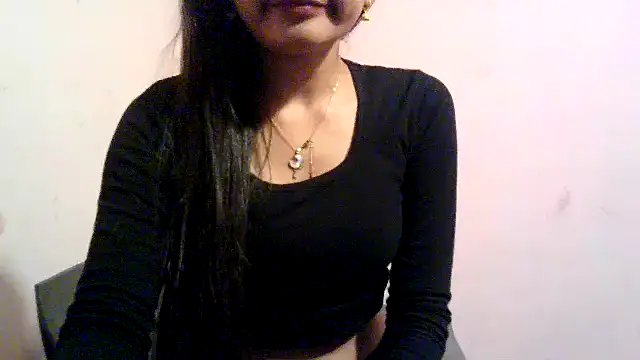 brinda_cutie – live chatrum