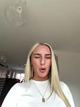 Show de cámara de sexo en directo de Millymae_