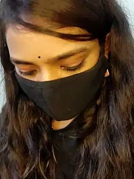 Živá chatovací místnost Hot-Roshni
