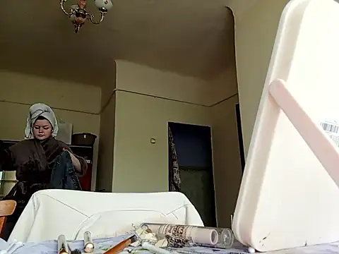 חדר צ'אט בשידור חי של amelli1