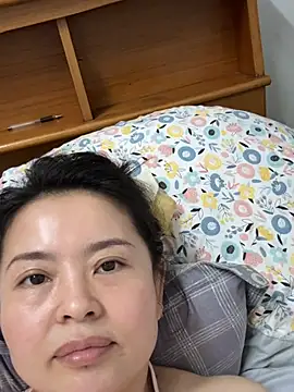 xxiaxia-2026 Live Chatraum
