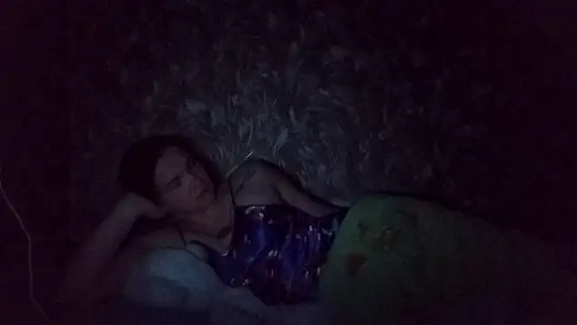 חדר צ'אט בשידור חי של PhyllisMackert
