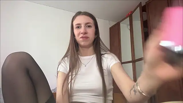 Sala de chat en directo de KathlineSutherlin