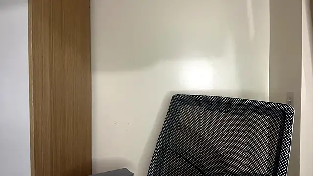 Živá chatovací místnost KrystaDonnellan