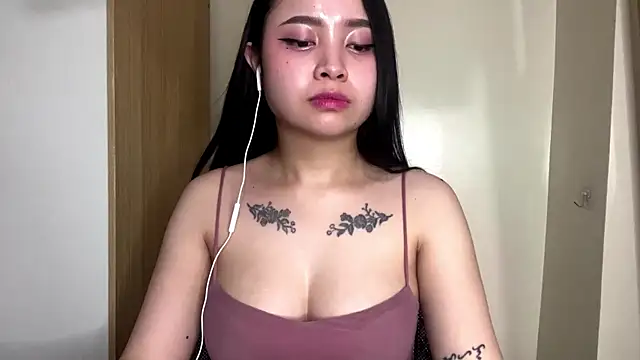 KrystaDonnellan Cameră chat live