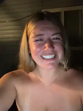 allyanalangell 실시간 채팅방