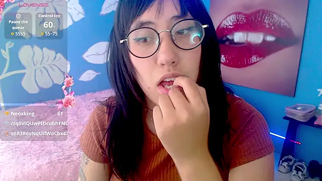 Chatroom en direct de eli_doll