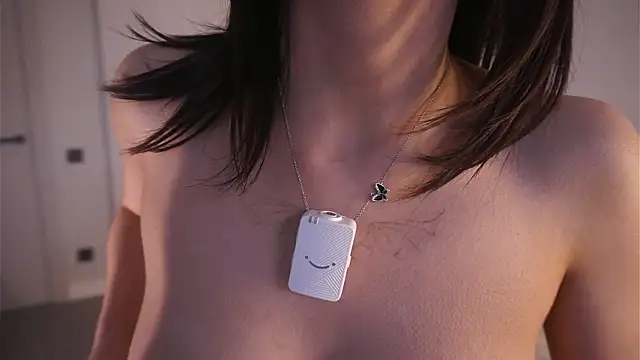 MiriamBinette Adlı Modelin Canlı Sohbet Odası