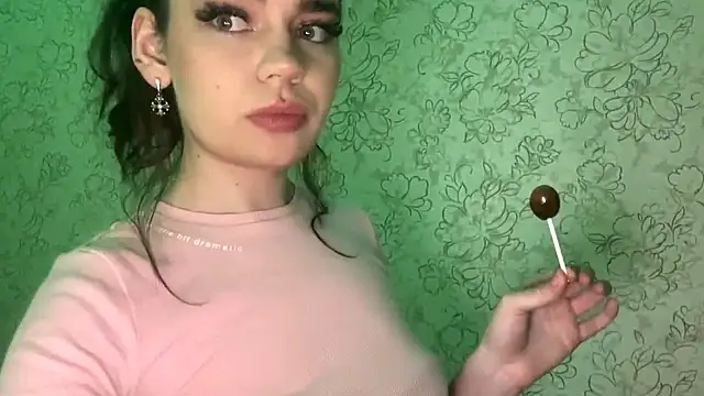 חדר צ'אט בשידור חי של LaceyBatter