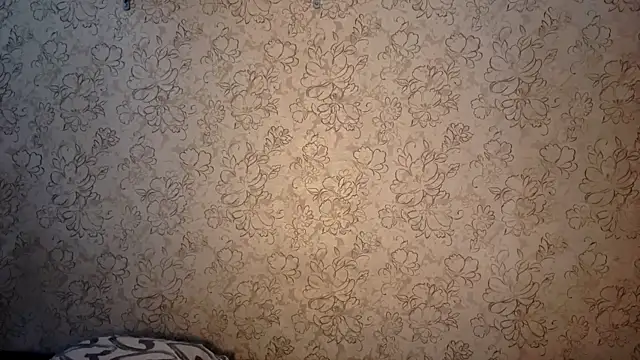 LaceyBatter élő chatszobája