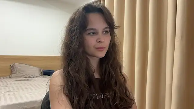 Phòng Chat Trực Tiếp mitchellakerman