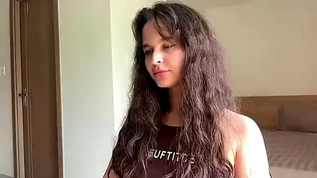 mitchellakerman Adlı Modelin Canlı Sohbet Odası