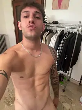 Seks show uživo modela emanuel00220 na kameri