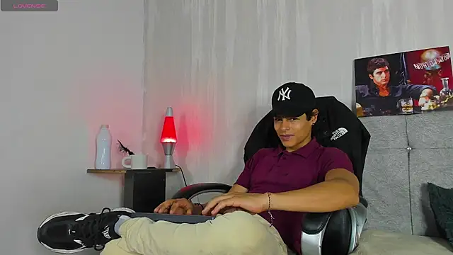 Show webcam porno en direct de tommyhot7